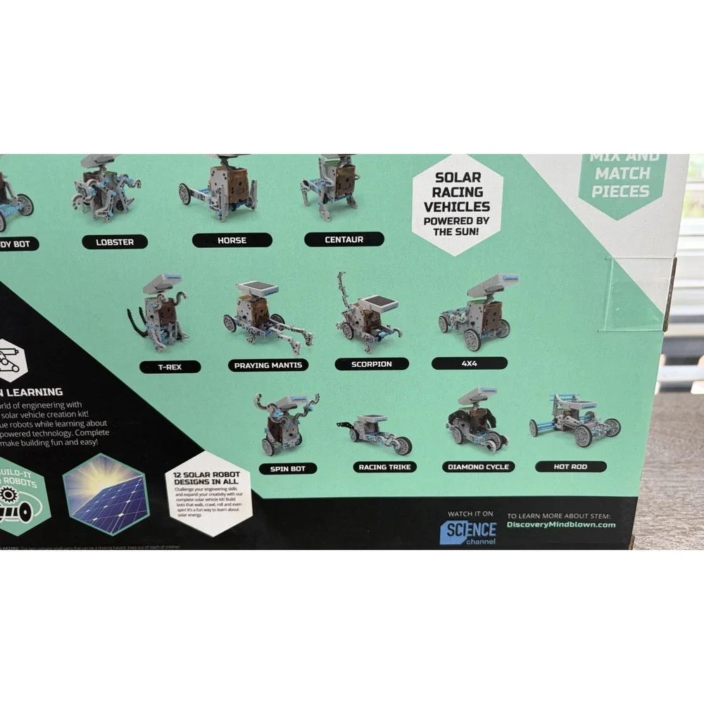 NEW Discovery Kids Mindblown STEM 12-in-1 Solar Vehicle Creation 197 Piece Kit